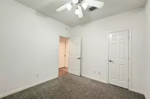 73 E Montfair Blvd, The Woodlands, TX 77382 - Photo 10