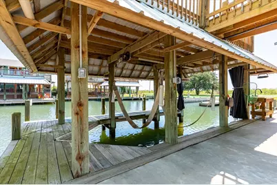 1188 Boyt Rd N, Crystal Beach, TX 77650 - Photo 26