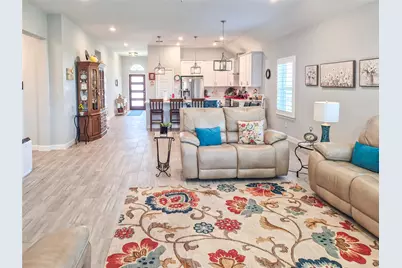 1325 Palomino Trail, Angleton, TX 77515 - Photo 12