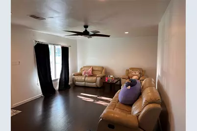 26 Lyncrest, Galveston, TX 77550 - Photo 10