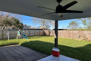 26 Lyncrest, Galveston, TX 77550 - Photo 24