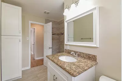 1509 N San Jacinto Street, Conroe, TX 77301 - Photo 18