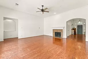2845 Martina Dr, Friendswood, TX 77546 - Photo 12