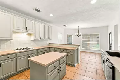 2845 Martina Drive, Friendswood, TX 77546 - Photo 6