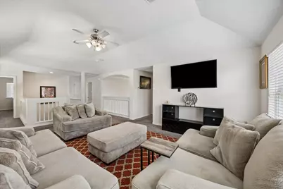 1822 Luminous Waters Lane, Rosharon, TX 77583 - Photo 14