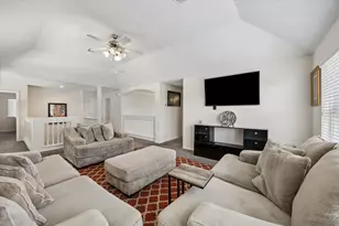 1822 Luminous Waters Ln, Rosharon, TX 77583 - Photo 14