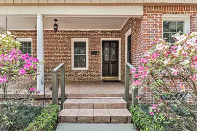 2005 Wroxton Road, Houston, TX 77005 - Photo 2