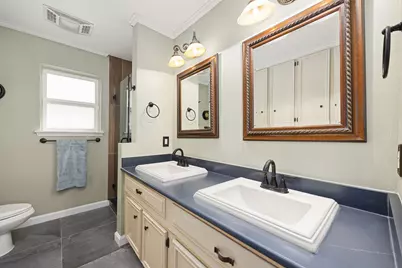 1803 Briarpark Drive, Houston, TX 77042 - Photo 32