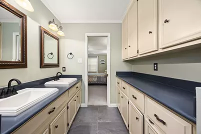 1803 Briarpark Drive, Houston, TX 77042 - Photo 26