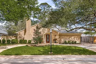 1803 Briarpark Dr, Houston, TX 77042 - Photo 2