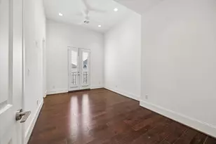 11104 Savannah Woods Ln, Houston, TX 77043 - Photo 24