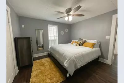 4201 Irvington Boulevard, Houston, TX 77009 - Photo 10