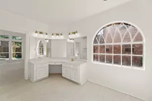 15510 Misty Hollow Dr, Houston, TX 77068 - Photo 18