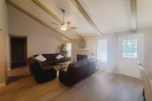 2518 Sage Brush Ln, Sugar Land, TX 77479 - Photo 10