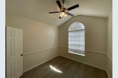 22826 Tara Way Drive, Katy, TX 77449 - Photo 10