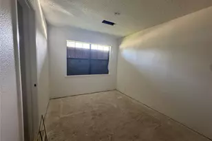 6111 Westover St, Houston, TX 77033 - Photo 12