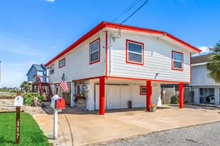 116 Bayou Vista Dr, Hitchcock, TX 77563 - Photo 2