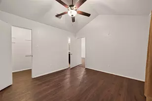 2714 S Brompton Dr, Pearland, TX 77584 - Photo 32