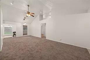 2714 S Brompton Dr, Pearland, TX 77584 - Photo 10