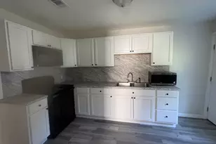 2101 Merlin St, Bay City, TX 77414 - Photo 8