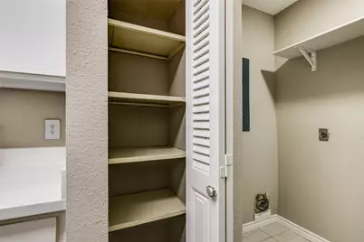 3654 Ocee Street, Houston, TX 77063 - Photo 16