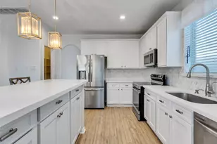 10723 Fletcher Bridge Ln, Sugar Land, TX 77498 - Photo 14