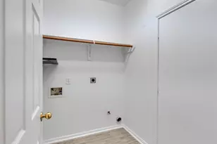 10723 Fletcher Bridge Ln, Sugar Land, TX 77498 - Photo 26