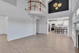 10723 Fletcher Bridge Ln, Sugar Land, TX 77498 - Photo 12