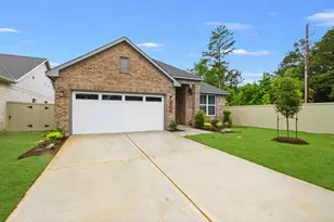 15127 Bank Swallow Pl, Magnolia, TX 77354 - Photo 2