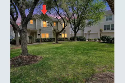 850 W Heights Hollow Lane, Houston, TX 77007 - Photo 1
