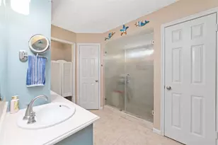 12511 Meadow Lake Dr, Houston, TX 77077 - Photo 20