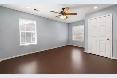 5209 Plum Drive, Houston, TX 77087 - Photo 8
