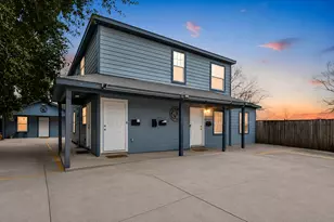5209 Plum Dr, Houston, TX 77087 - Photo 2