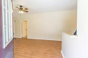 10755 Royal York Dr, Conroe, TX 77303 - Photo 6