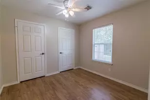 10755 Royal York Dr, Conroe, TX 77303 - Photo 16