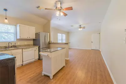 10755 Royal York Drive, Conroe, TX 77303 - Photo 8