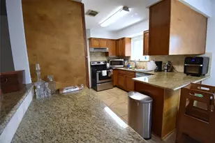 8502 Braes Meadow Dr, Houston, TX 77071 - Photo 6