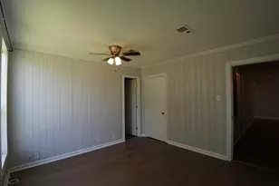 306 Center Way St, Lake Jackson, TX 77566 - Photo 12
