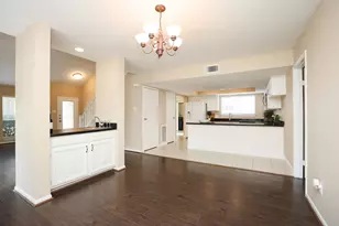 24 Rockfern Ct, The Woodlands, TX 77380 - Photo 10