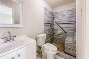 4513 County Rd 424, Alvin, TX 77511 - Photo 18