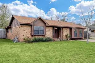 10207 Rambling Trail, Houston, TX 77089 - Photo 2