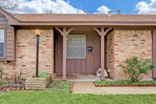 10207 Rambling Trail, Houston, TX 77089 - Photo 4