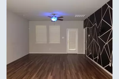 7103 Silverleaf Oak Street, Conroe, TX 77304 - Photo 2