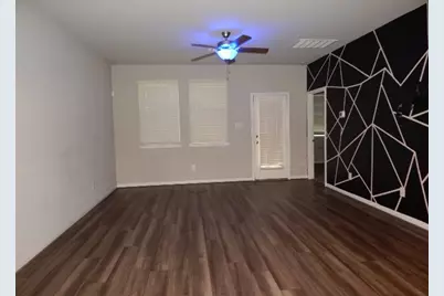 7103 Silverleaf Oak Street, Conroe, TX 77304 - Photo 4
