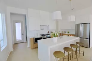 136 E 37th St, Houston, TX 77018 - Photo 16