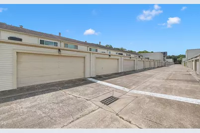 1936 Augusta Drive, Houston, TX 77057 - Photo 28