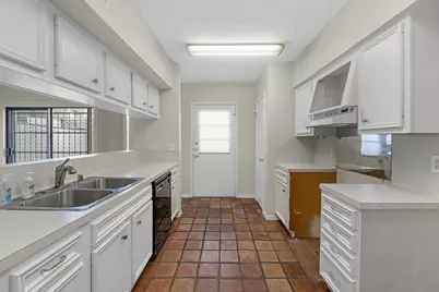 1936 Augusta Drive, Houston, TX 77057 - Photo 14