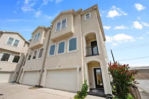 765 Grove St, Houston, TX 77020 - Photo 2