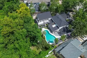 415 Ramblewood Rd, Houston, TX 77079 - Photo 48