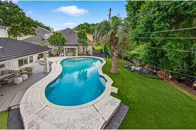 415 Ramblewood Road, Houston, TX 77079 - Photo 36